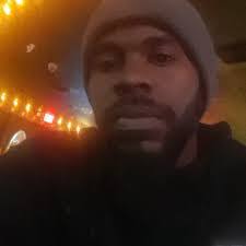 Paul Deshazo's Instagram, Twitter & Facebook