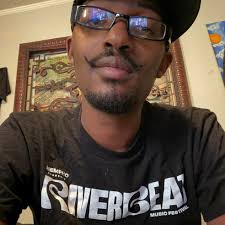 Rumors are circulating online, don't believe everything you see. Fake  stories spread fast, but the truth always wins! I am alive and continuing  to care for patient every day. #drnow #factcheck #fakenews