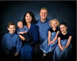 Pin On Family Portraits