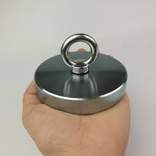 Magneti in neodimio, calamite super potenti, magnete cercando sulla piattaforma con le parole magnete neodimio escono fuori diverse proposte, dai piccoli con varie forme fino a quelli pi grandi. Super Magnete Al Neodimio Con Trazione Di 230 Kg Cartongesso Fai Da Te