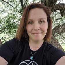 Claire Richmond's Instagram, Twitter & Facebook