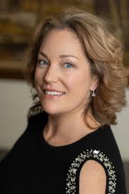 Piano and voice lessons in Silverlake available