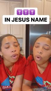 TheBurchTwins (@theburchtwinss) • Instagram photos and videos