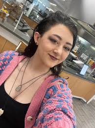 What summer job opportunities are available in Columbus, Indiana for a  college student?