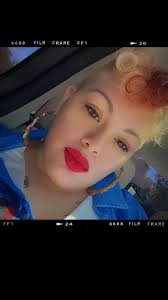 The rare sighting of Kay I be outside but selectively 🤭 I'm just here