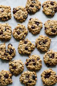 Dark Chocolate Chunk Muesli Snack Cookies Flora Vino Recipe Recipe Using Muesli Muesli Cookies Snacks