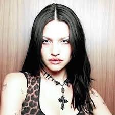 Bailey Sellers's Instagram, Twitter & Facebook