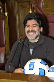 It may not come as a surprise to read that aguero, from the sprawling suburbs of buenos aires, argentina, grew up in poverty. Tod Von Diego Maradona Wissenswertes Uber Seine Tochter Giannina