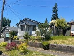 Maybe you would like to learn more about one of these? 605 Burcham St Kelso Wa 98626 26 Photos Mls 1795710 Movoto
