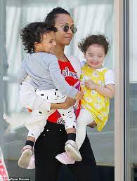 Zoe saldana is loved by millions of people around the world for her roles of neytiri in avatar and gamora in guardians of the galaxy and. Zoe Saldana Carries Son And Playmate During Family Outing Daily Mail Online