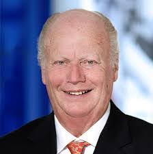 Alfred Berner's Instagram, Facebook & TikTok