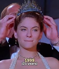 Jodi Broome's Instagram, Twitter & Facebook