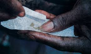 Kush et Sierra Leone : le défi croissant des drogues de synthèse en Afrique  de l'Ouest et le rôle de l'Europe et de la Chine | Clingendael