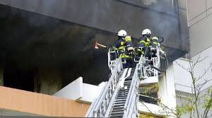 Wohnungen mieten in rodgau vom makler und von privat! Rodgau Offenbach Grossbrand In Der Chinamauer Mutter Flieht Mit Kinder Vor Flammen Elf Wohnungen Unbewohnbar Rodgau