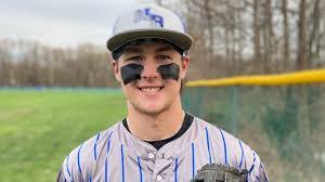 Connor Stillwell's Instagram, Twitter & Facebook