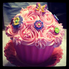 Pin Van Trena Coogle Op Cakes Cupcakes Desserts