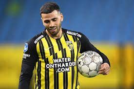 İşte son dakika transfer gelişmesinin ayrıntıları. Podcast Het Hangt Van Bazoer En Tannane Af Of Vitesse De Beker Kan Winnen Nederlands Voetbal Bndestem Nl