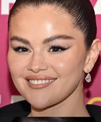 Selena Gomez arriving at Jimmy Kimmel Live! (January 6, 2025) :  r/popculturechat