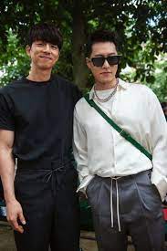 周汤豪受邀出席男装秀与孔刘巴黎相见欢 fashion suspender belt