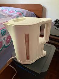 Okay kat bawah ni antara beberapa koleksi cerek elektrik yang mempunyai rekabentuk yang berbeza antara satu sama lain yang korang mungkin berminat nak tengok. Electric Kettle Cerek Elektrik Kitchen Appliances On Carousell