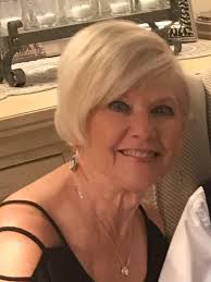 What is the closest mall to Pigeon Forge?