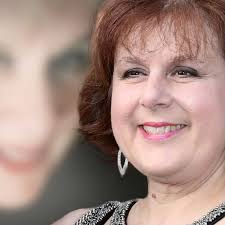 Dass die nerven bei den bewohnern inzwischen blank liegen, bekam besonders uwe abel zu spüren. Iris Uwe Abel Neuanfang Fur Das Bauer Sucht Frau Paar Sie Haben Gleich Mehrere Geschaftsideen Bunte De