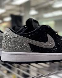 FIRST LOOK: SWAROVSKI x AIR JORDAN 1 LOW⁠ WMNS release currently expected  to drop in May for $1,000. Firm details to come.⁠ ⁠ Head to our BIO for  more details.
