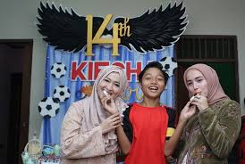 Check spelling or type a new query. Kiesha Alvaro Putra Pasha Ungu Berani Pamerkan Kedekatan Dengan Seorang Wanita Begini Respons Tak Terduga Okie Agustina Semua Halaman Nakita