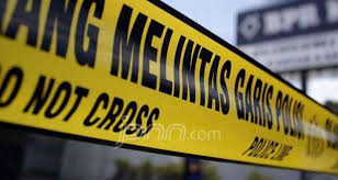 .umur 21 tinggi 170 dan berat _+58 , cerita ini bermula di saat aq pergi merantau ke negri jiran untuk mengadu nasip,,, pada tahun 2011, sesampainya aq de negri jiran aq bekerja di sebuah pabrik yang. Buruh Pabrik Wig Ditemukan Tanpa Celana Tisu Di Mana Mana Jpnn Com