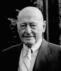 Max Thelen Jr., a quiet force in Marin's artistic and cultural life, dies  at 94