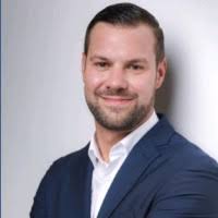 80+ perfiles de «Krain»