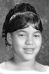 Chelsey Powers's Instagram, Twitter & Facebook