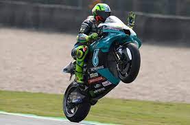 Valentino rossi (born february 16, 1979 in urbino, italy) is an italian professional motorcycle racer and multiple motogp world champion. 3ikdu8tawh1ahm