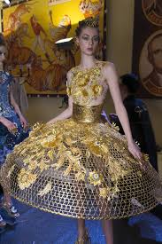 Pin By Nandini Ghosh On To Wear To Where Art Dress Paper Dress Eclectic Fashion