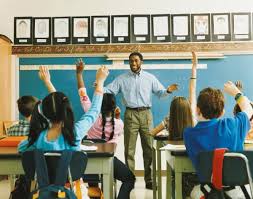 Guru merupakan figur di sekolah yang mempunyai peranan penting bagi anak didiknya. Idea Hadiah Untuk Hari Guru Yang Kreatif Wanista Com