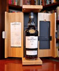 Pin By Si Li On Packaging Wine Bottle Design Bottle Display Wine Gift Boxes