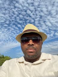 Erwin Lee (@pastorelee)