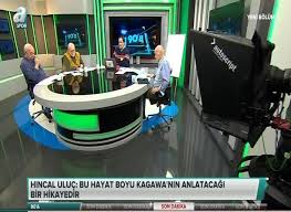 Hıncal uluç kitapları, incelemeleri ve yorumları, kitaplarından alıntılar ve sözler, kitaplarını her eve gelişimde kapıyı anahtarla açmaktan yoruldum demiştim. A Spor On Twitter Hincal Uluc Bu Hayat Boyu Kagawa Nin Anlatacagi Bir Hikayedir Https T Co Hse5k5yqw8