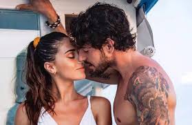Abbiamo conosciuto ignazio moser, ciclista, grazie al grande fratello e alla love story con cecilia rodriguez, al tempo fidanzata con francesco monte. Cecilia Rodriguez E Ignazio Moser Siamo Pronti Per Un Figlio Giornale Di Sicilia