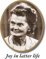 ALEXANDER NDERITU'S BLOG: SEPIA MEMORIES: George, Joy and a Lion Called  Elsa (True story)