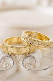 Gold Wedding Bands With Milgrain Details And Diamonds Wedding Etsy Aliancas De Casamento Alianca Bodas De Prata Aliancas De Prata