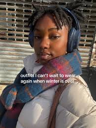 She's coming… #beach #summer #zxybca #trend