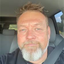 Raymond Sonnier's Instagram, Twitter & Facebook