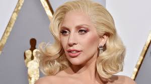 Lady gaga, born stefani joanne angelina germanotta, is an american songwriter, singer, actress, philanthropist, dancer and fashion designer. Lady Gaga Hat Eine Neue Haarfarbe Und Sieht Super Aus Brigitte De