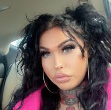 Destiny Flores's Instagram, Twitter & Facebook