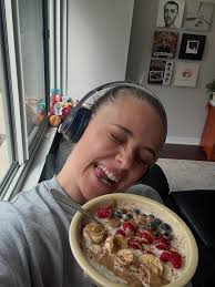 keely (@keely_frens) • Instagram photos and videos