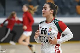 Born 21 march 1970)1 is a former handball player and the current coach of mtk budapest (women's handball). Magyar Bronz A Negy Nemzet Tornajan Kiss Szilard Sportcsarnok