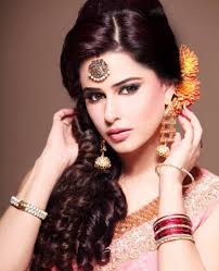 Good hairstyle for women with thinner frame who love life. Pakistani Wedding Hairstyles For Long Hair