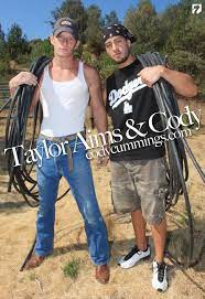 Lors d'une soirée récente, cody a été surpris en train de jouer avec taylor aim. Codycummings Cody Taylor Aims Waybig