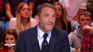 Not since kevin costner has a bodyguard caused quite such a collective swoon as karl lagerfeld's personal protector, sebastien jondeau. Video Sebastien Jondeau Se Livre Sur Karl Lagerfeld 10 10 2019 Video Dailymotion